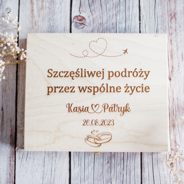 Drewniane pudełko na pieniądze ślubne - z grawerem